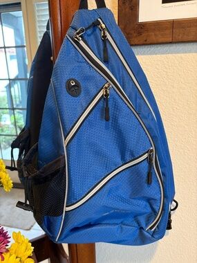 ZOEA Blue Men’s Sling Backpack